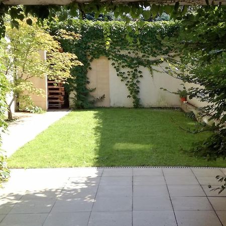 Apartment With Garden In City Center Krakow Ngoại thất bức ảnh
