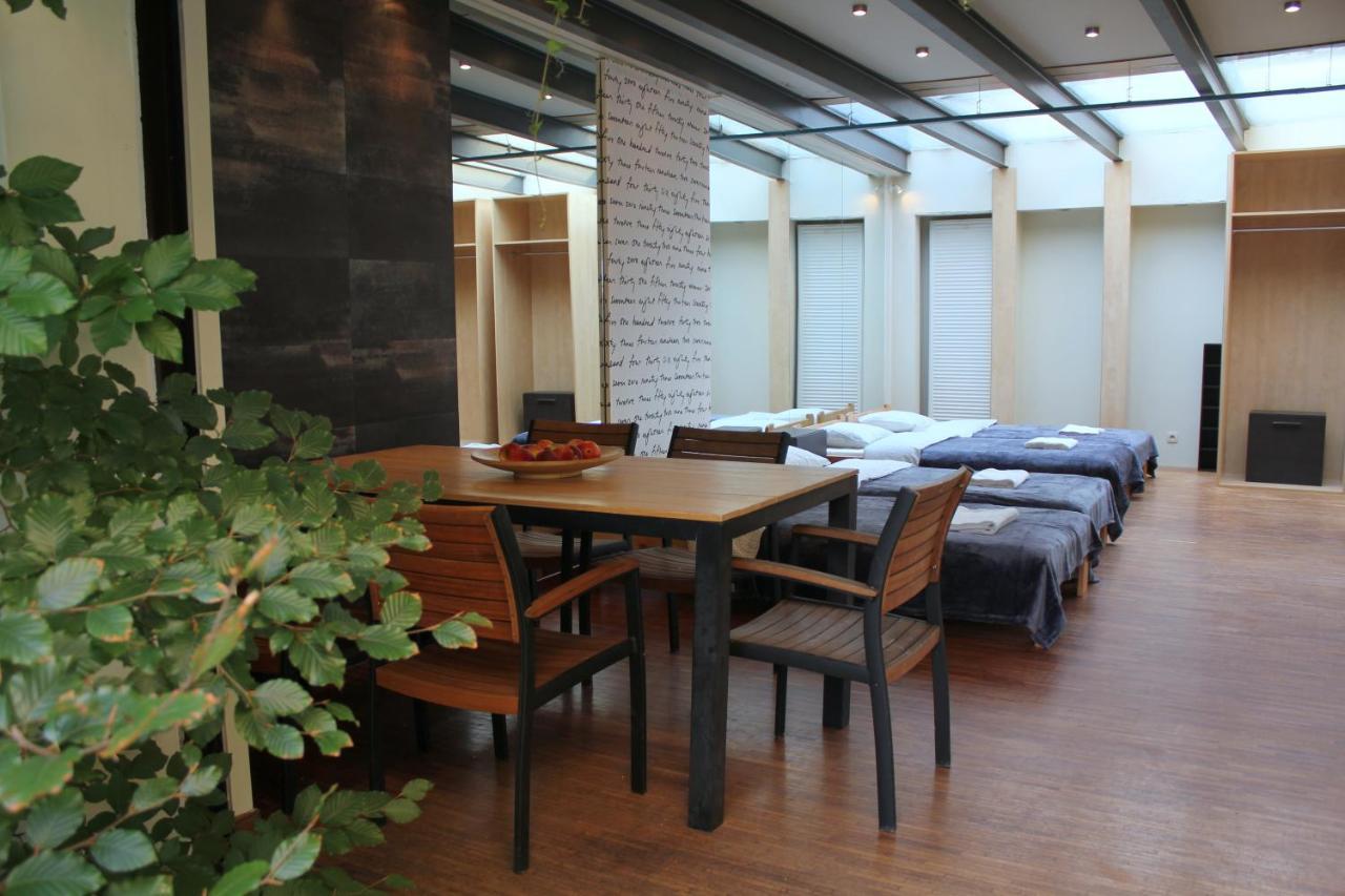 Apartment With Garden In City Center Krakow Ngoại thất bức ảnh