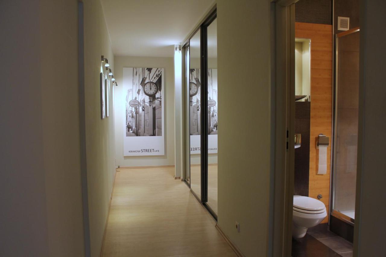 Apartment With Garden In City Center Krakow Ngoại thất bức ảnh