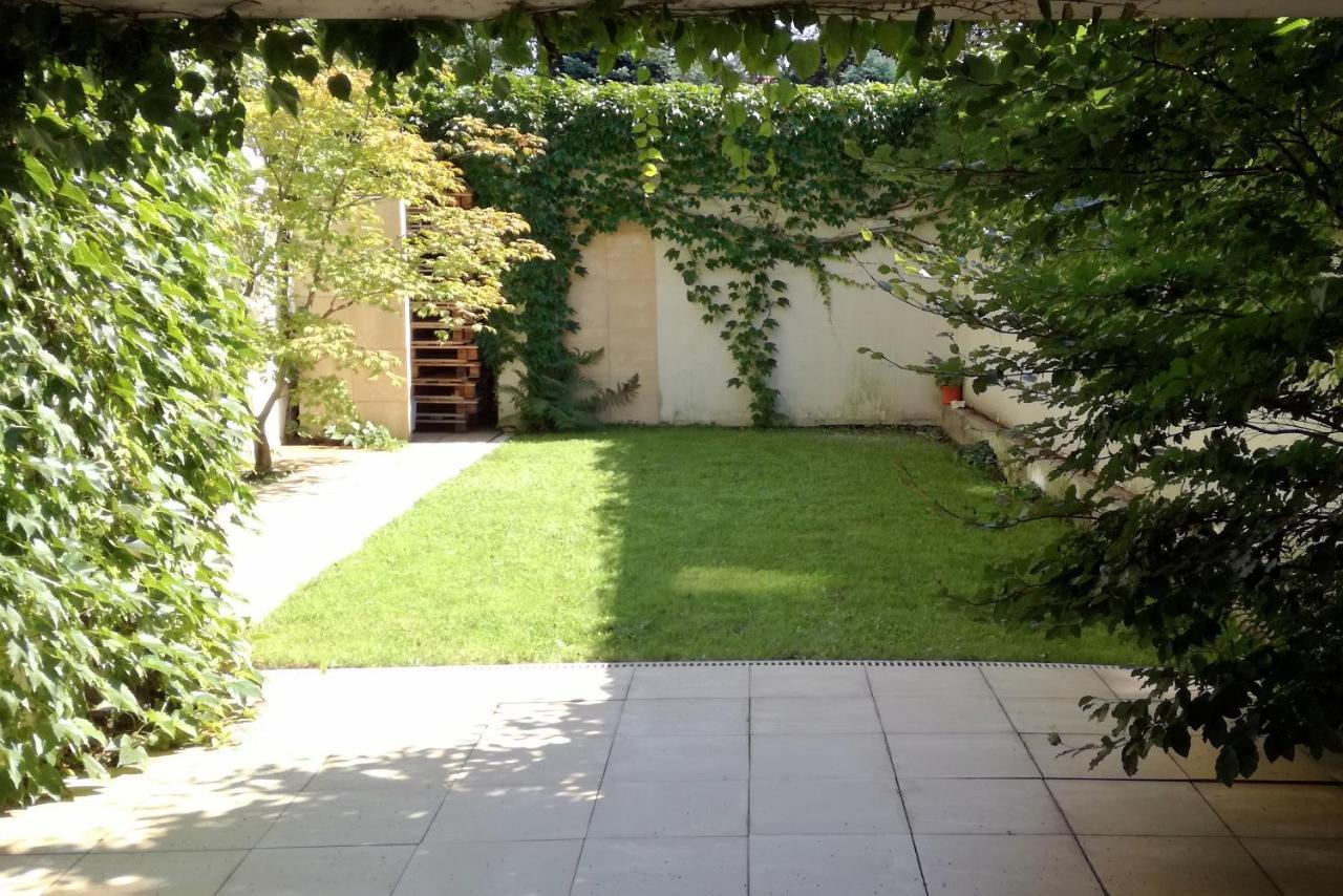 Apartment With Garden In City Center Krakow Ngoại thất bức ảnh
